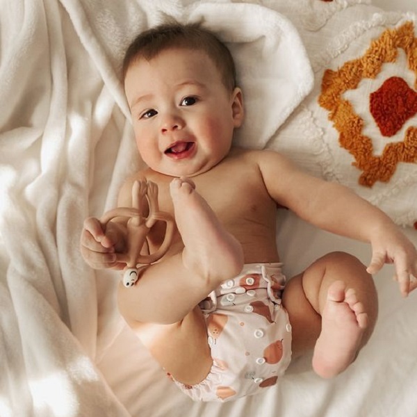 Wondering when to stop nighttime diaper changes