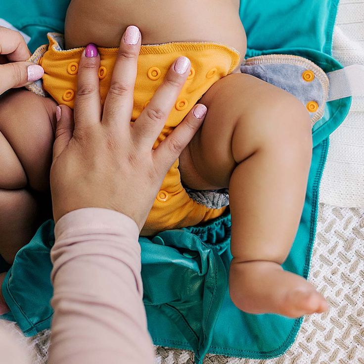 Learn how to wash newborn diapers 