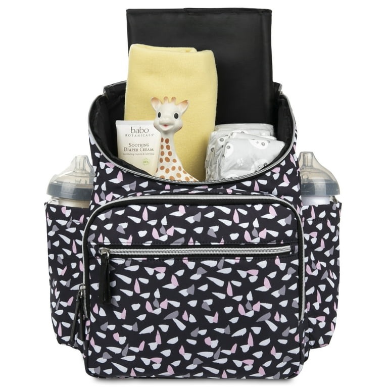 what to pack in a diaper bag